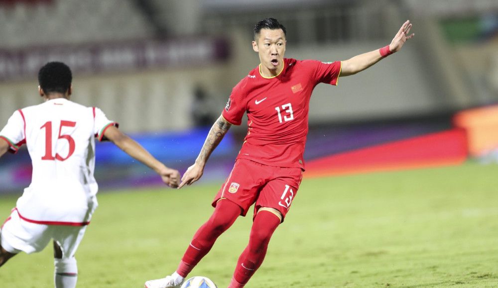 杨若晴连连点头，再一次被左君墨的办事效率折服。